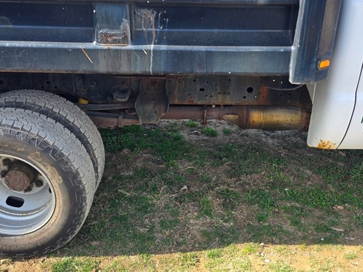 2014-ford-f350-image-27