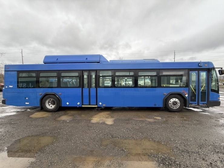 2012-gillig-40'-electric-transit-bus-image-3