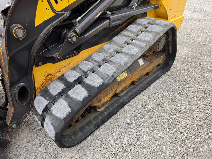 2018-new-holland-c245-image-23