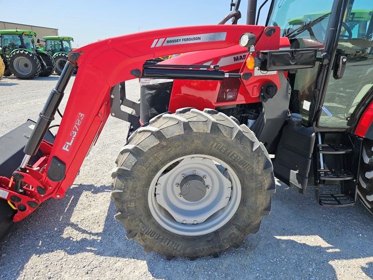 2019-massey-ferguson-6713-image-21