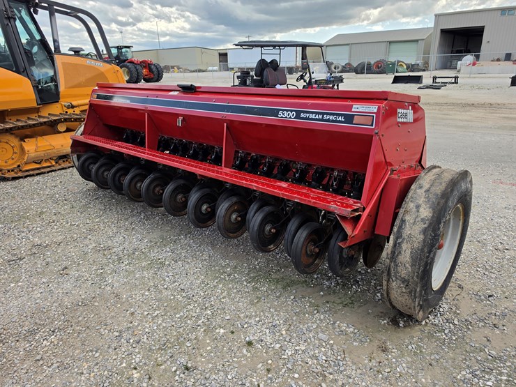 case-ih-5300-image-7