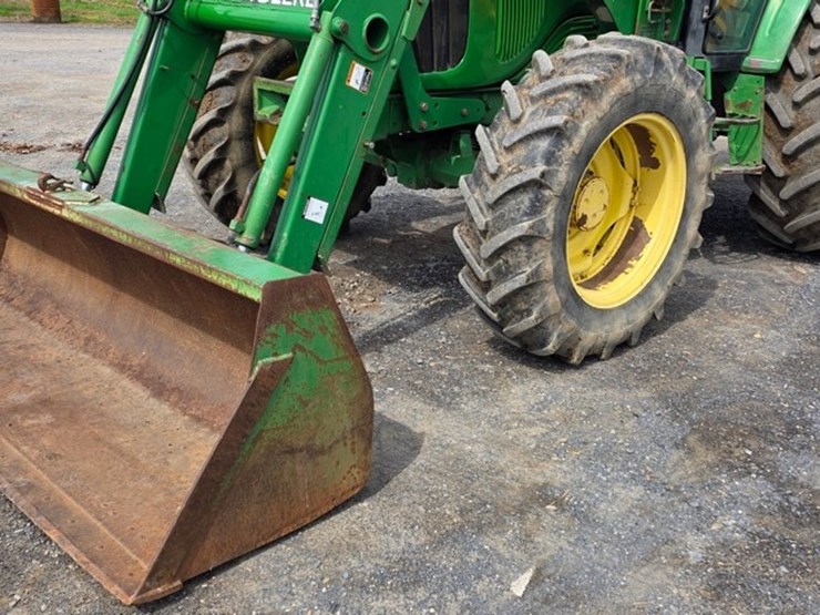 2002-john-deere-6420-image-34