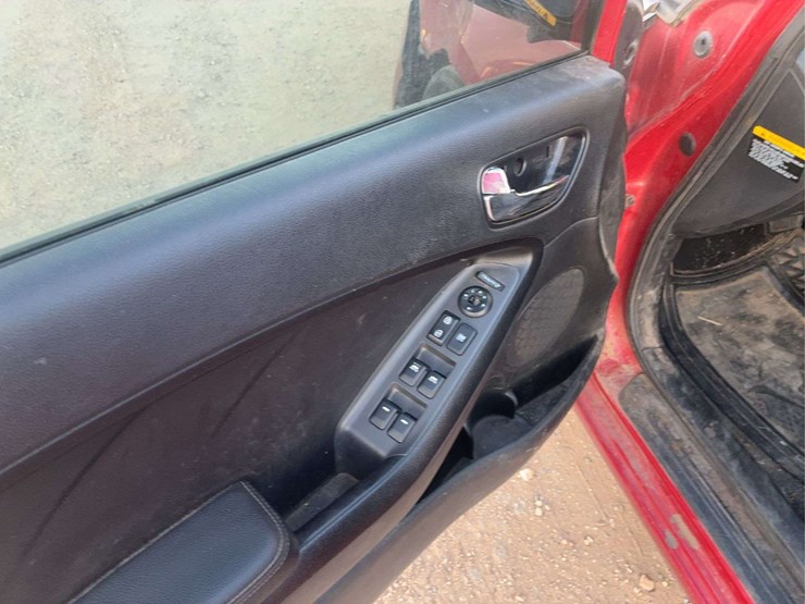 2017-kia-forte-lx-/-s-sedan-4d-image-14