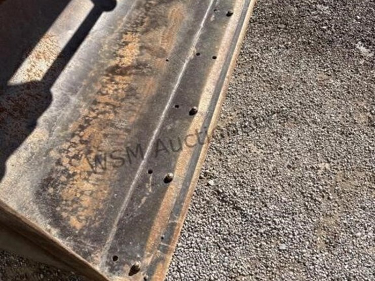 new-holland-lb115-image-26