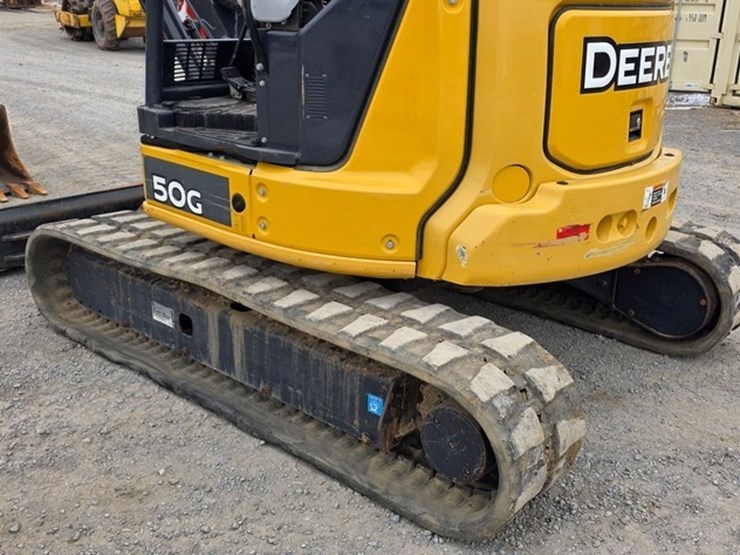 2019-deere-50g-image-21