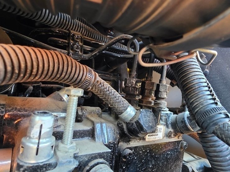 2022-kobelco-sk17sr-image-43