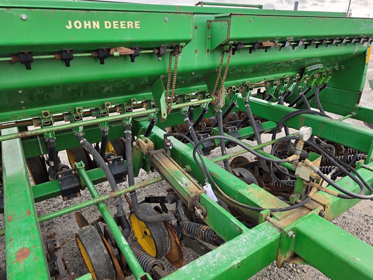 1990-john-deere-750-image-4