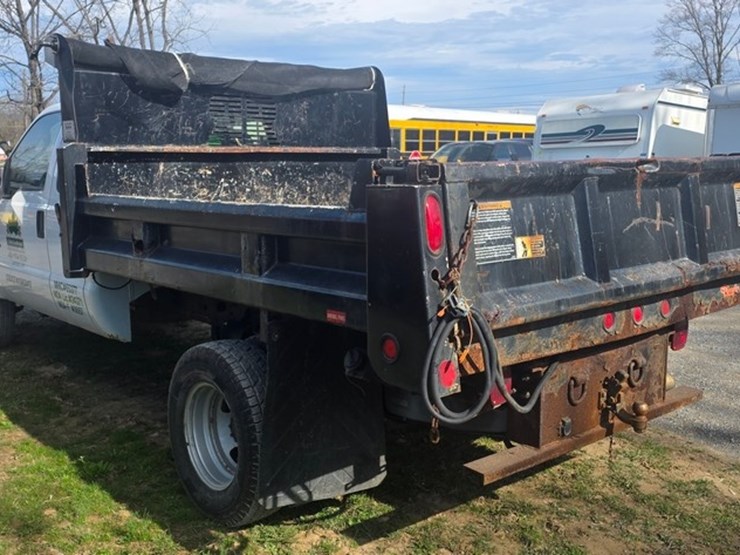 2014-ford-f350-image-4