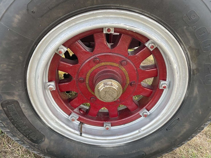 1917-american-la-france-firetruck-image-51