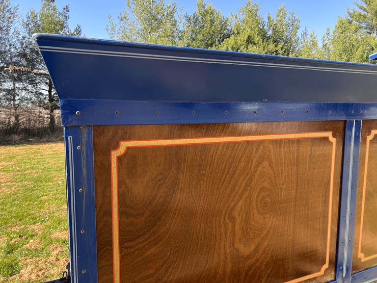 frick-steam-locomotive-with-track-image-220