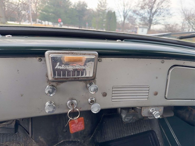 1951-international-l-112-image-20