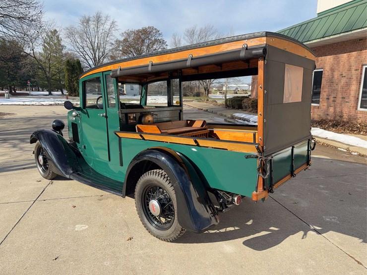 1934-international-c-1-canopy-express-image-2