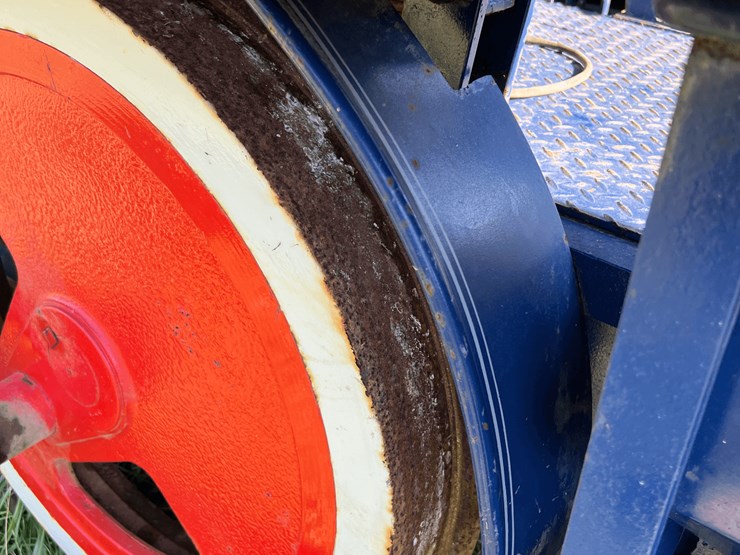 frick-steam-locomotive-with-track-image-162