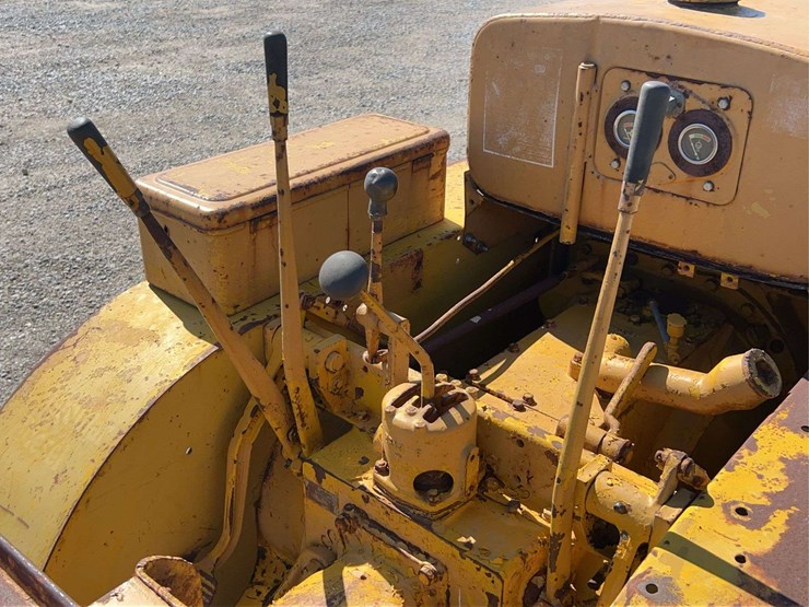 caterpillar-r2-image-23