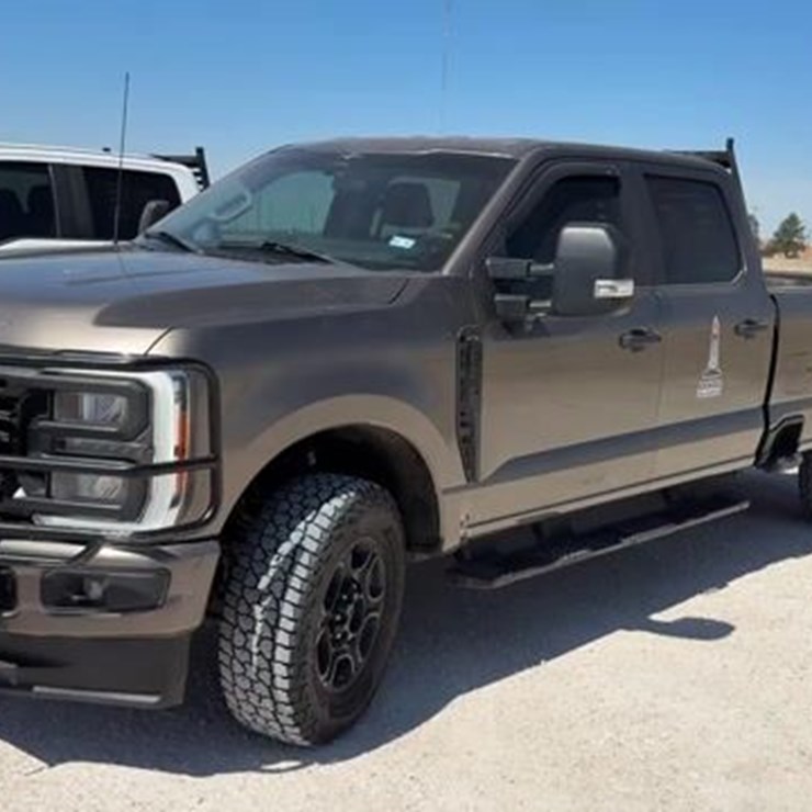 2023 FORD F250