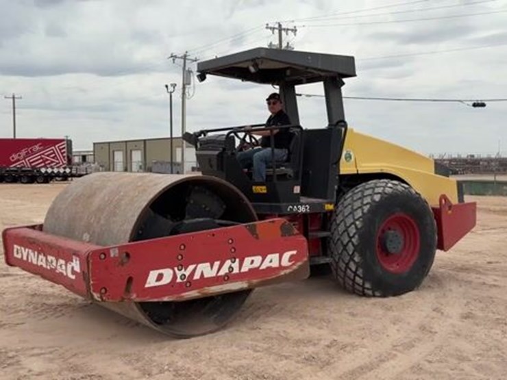 2012-dynapac-ca362d-image-1