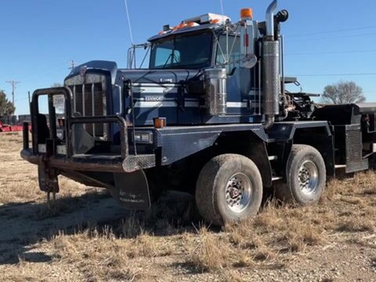 2006-kenworth-c500b-image-1