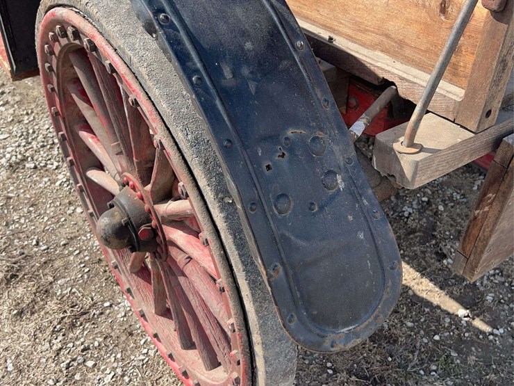 international-highwheeler-image-48