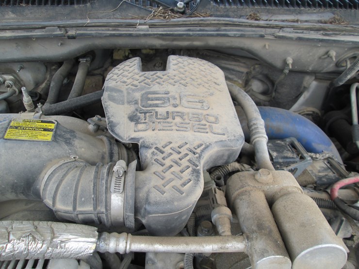 2002-chevrolet-silverado-2500-image-23