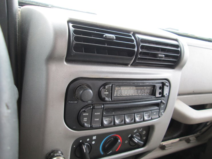 2006-jeep-wrangler-image-28