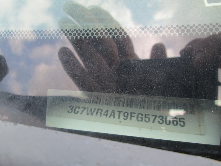 2015-dodge-ram-2500-image-39