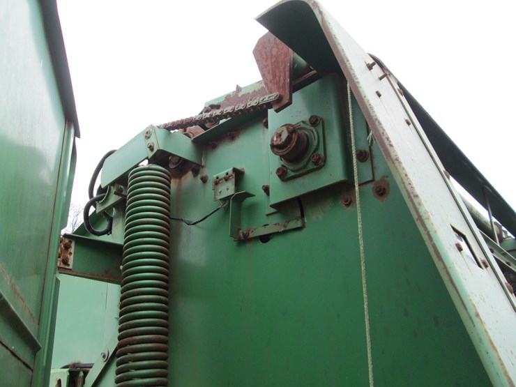 john-deere-530-image-28