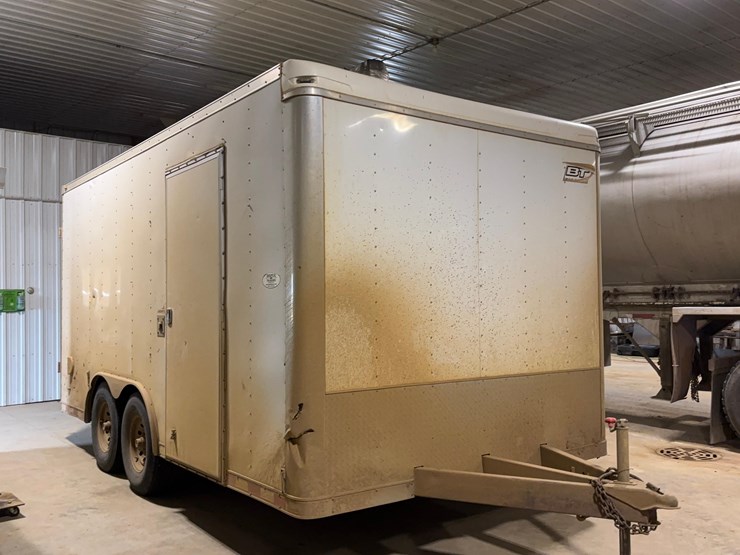 2019-bravo-enclosed-trailer-image-3