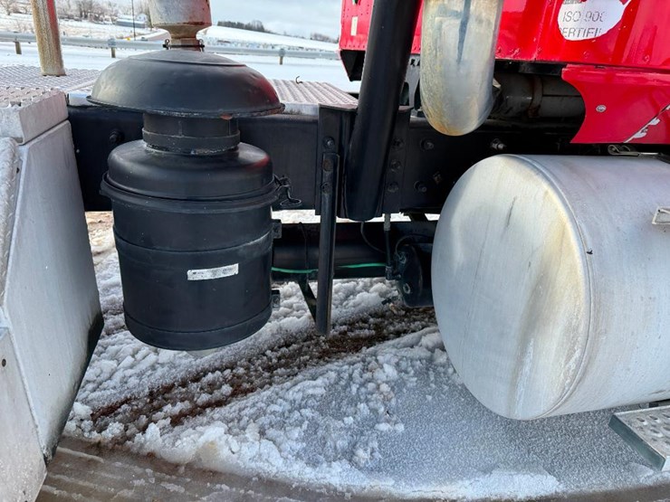 international-9900i-image-43