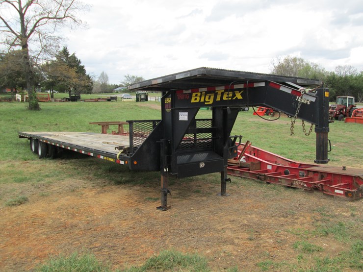 2015-big-tex-22gn-hd-image-2