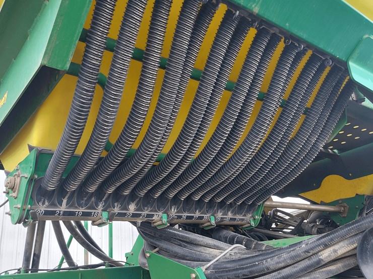 john-deere-1790-image-13