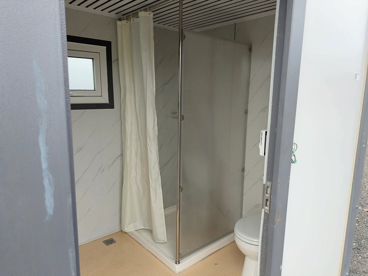 portable-restroom-image-6