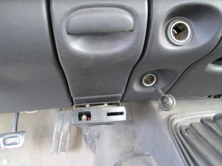 2001-dodge-ram-3500-image-38