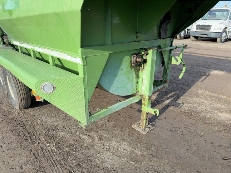 bowie-hydro-mulcher-tow-behind-hydroseeder-image-9