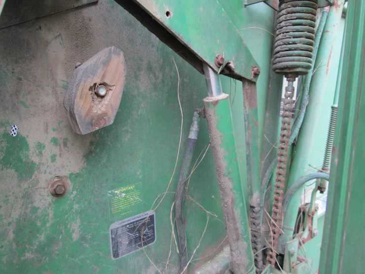john-deere-530-image-14
