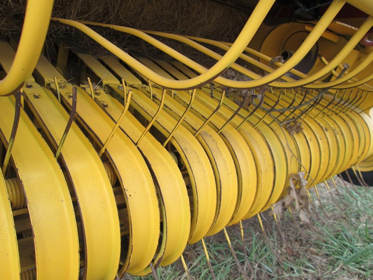 2015-new-holland-450-image-18