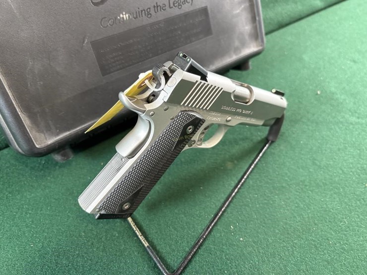 kimber-stainless-pro-carry-ii-45-acp-pistol-image-5