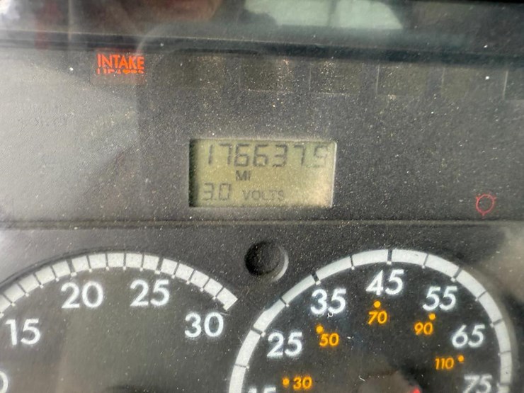 2003-sterling-acterra-image-65