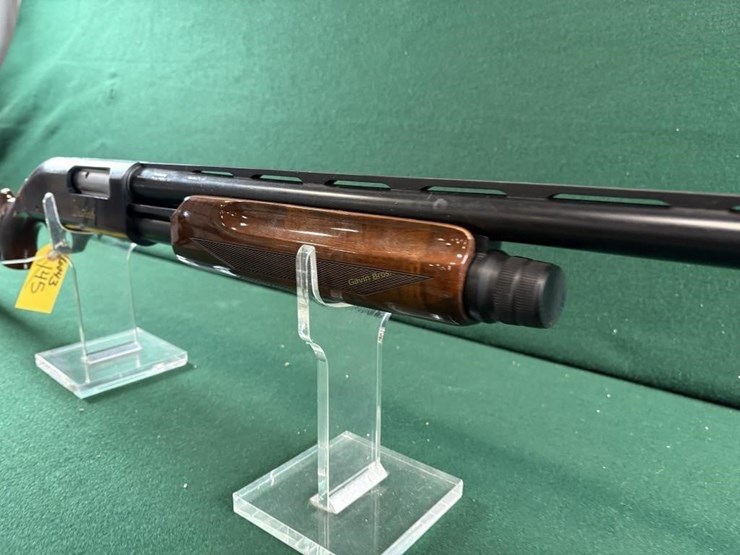 new---weatherby-mdl.pa-08-12ga-shotgun-image-4