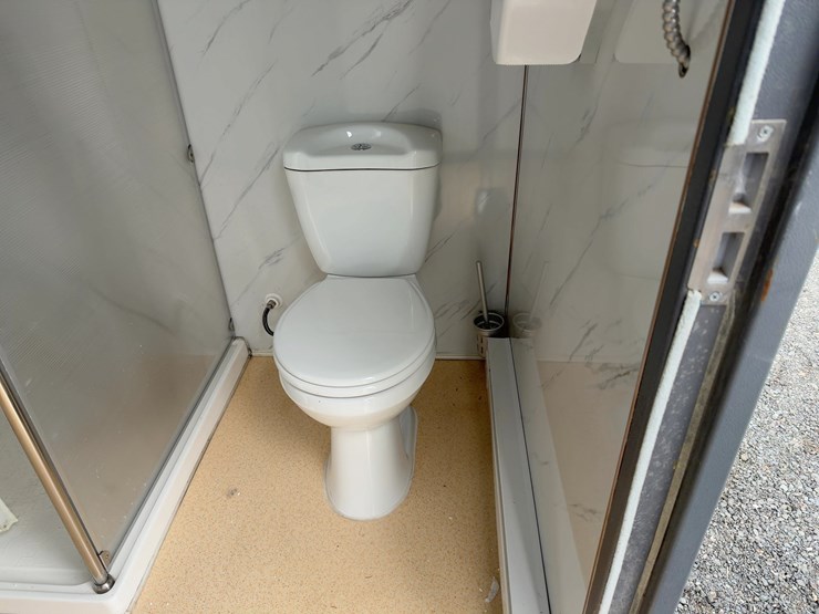 portable-restroom-image-7