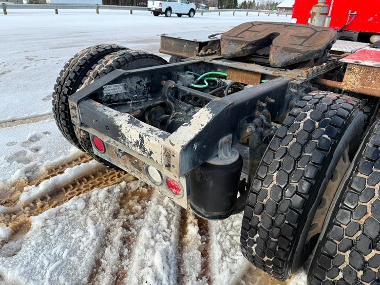 international-9900i-image-39