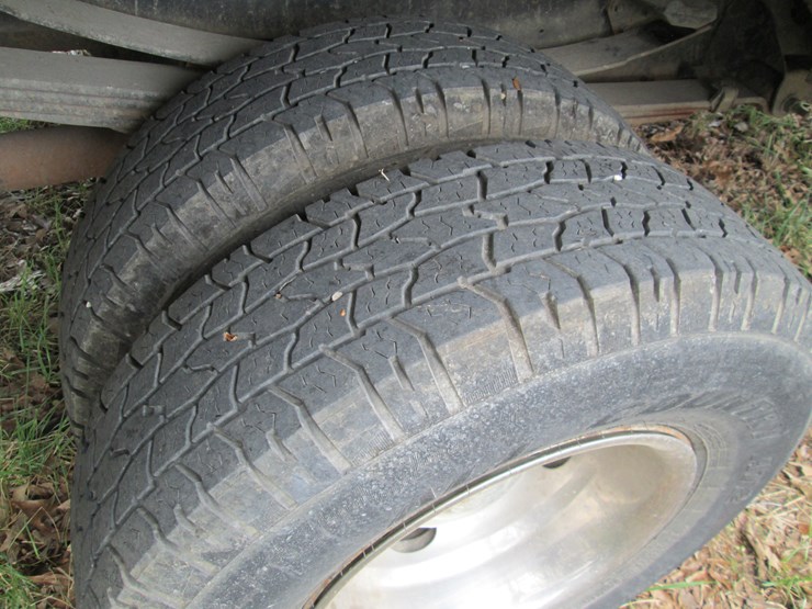 2001-dodge-ram-3500-image-17