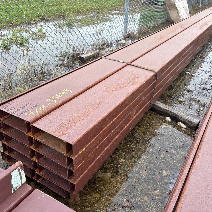 #8020 • 8IN X 2 1/2 IN 14G, 20 @ 20FT CLOSED CEE PERLING