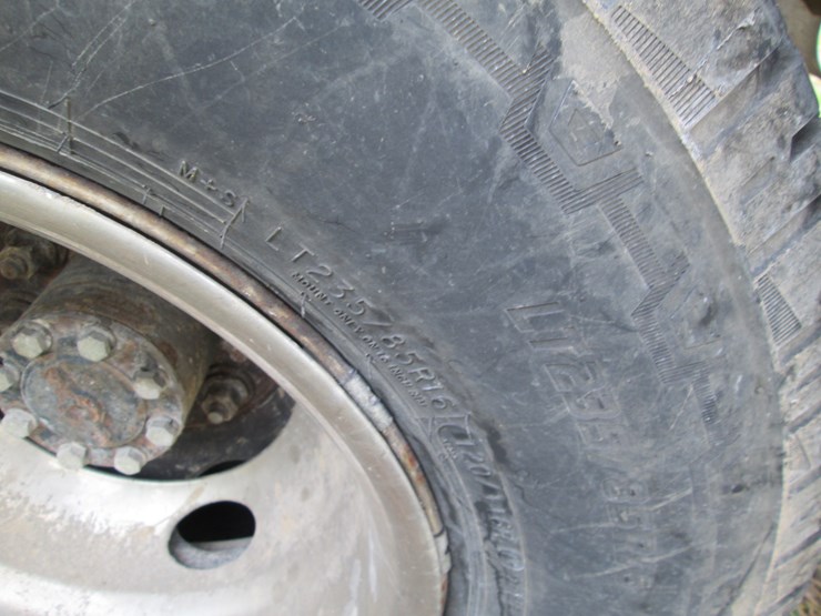 2001-dodge-ram-3500-image-6