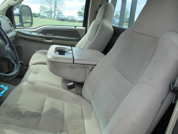 2004-ford-f450-image-21