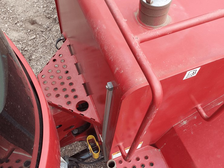 case-ih-stx375-image-44