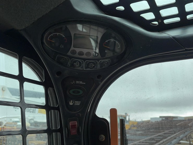 2016-bobcat-s530-image-10