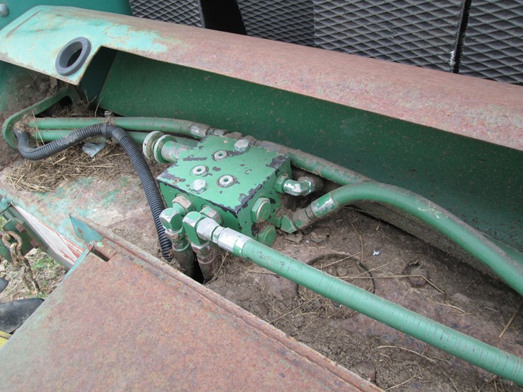 john-deere-435-image-25