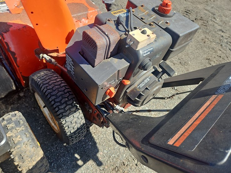 (3)-walk-behind-snow-blowers-image-7