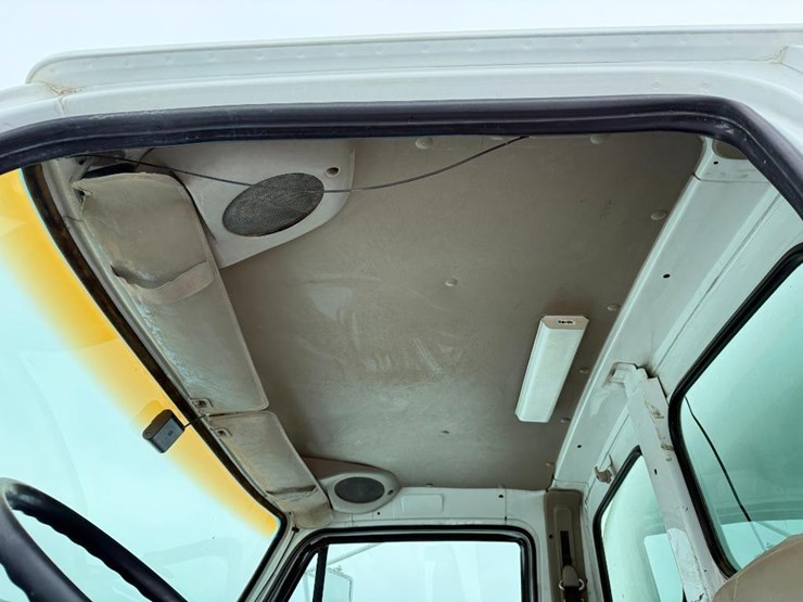 2003-sterling-acterra-image-51