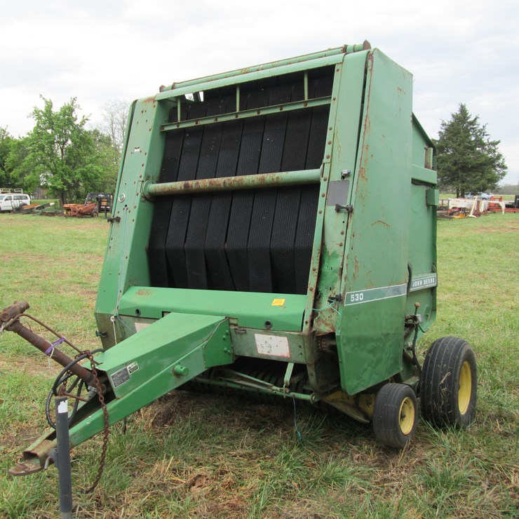 JOHN DEERE 530